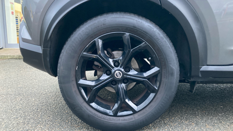 Nissan Juke 1.0 DiG-T 114 N-Connecta 5dr Petrol Hatchback